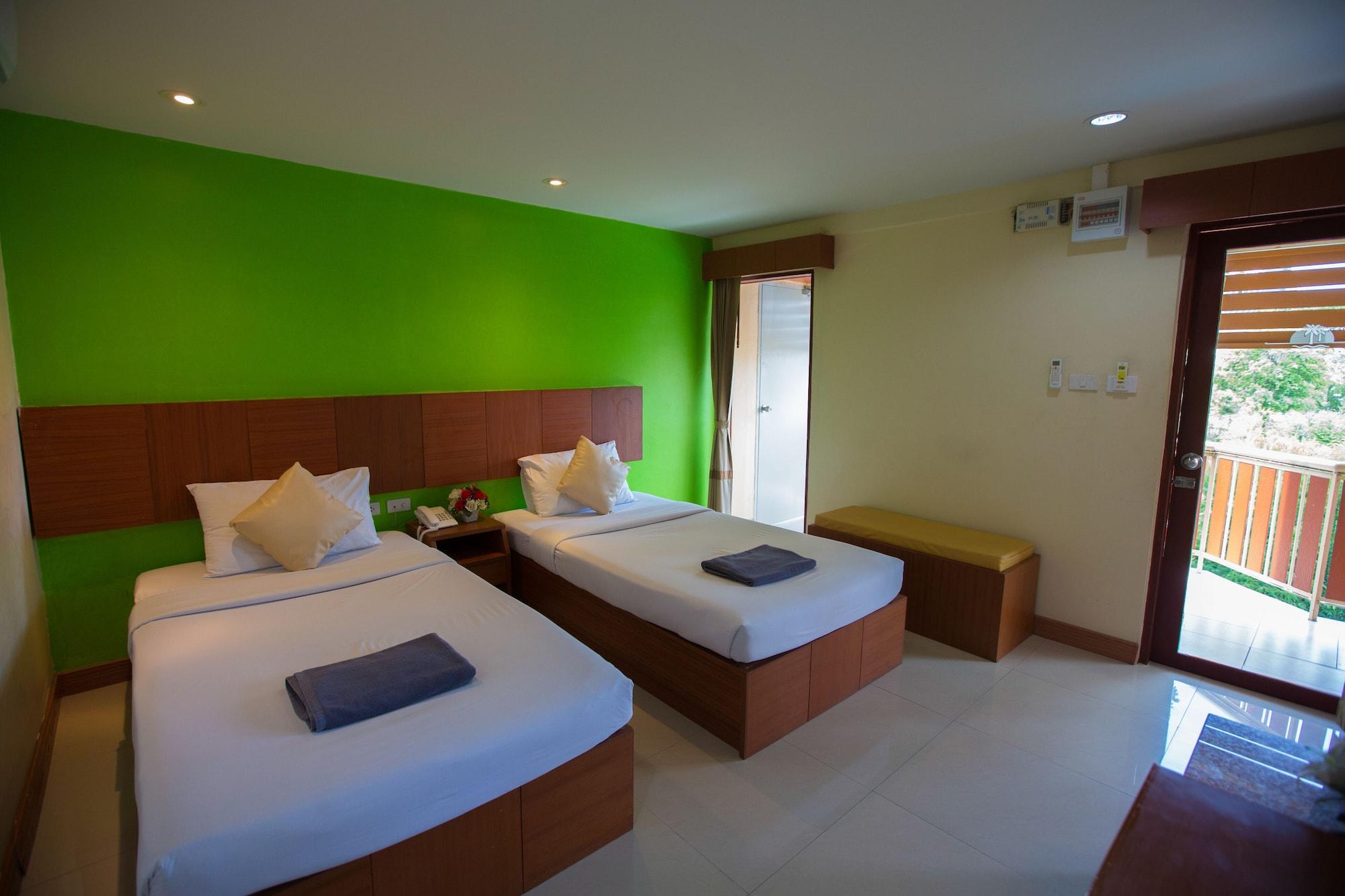 Hotel Twin Palms Pattaya, Sha Certified