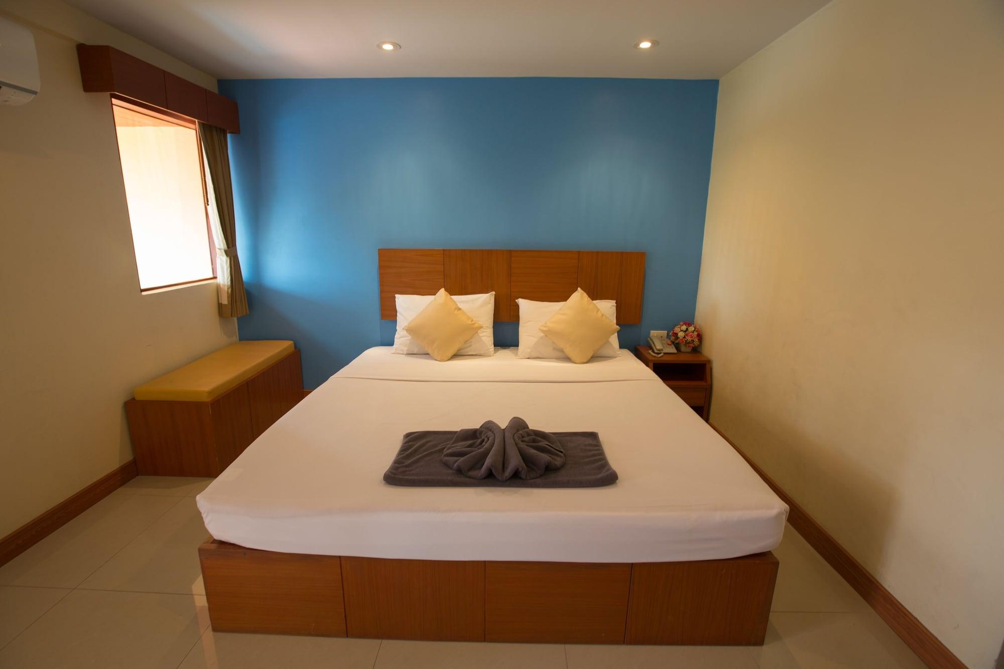 Hotel Twin Palms Pattaya, Sha Certified Pattaya