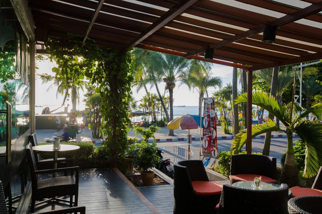 Hotel Twin Palms Pattaya, Sha Certified