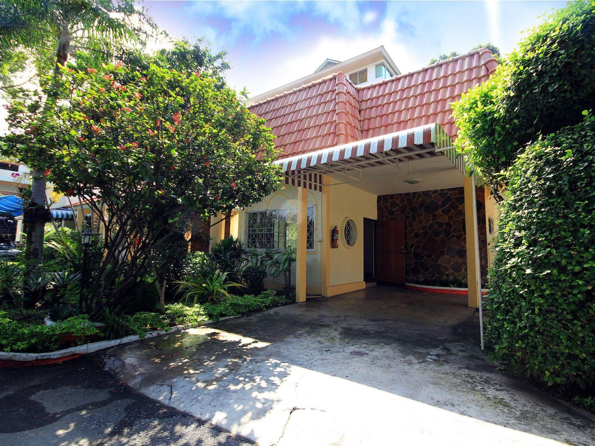 Twin Palms Pattaya, Sha Certified 3* Pattaya