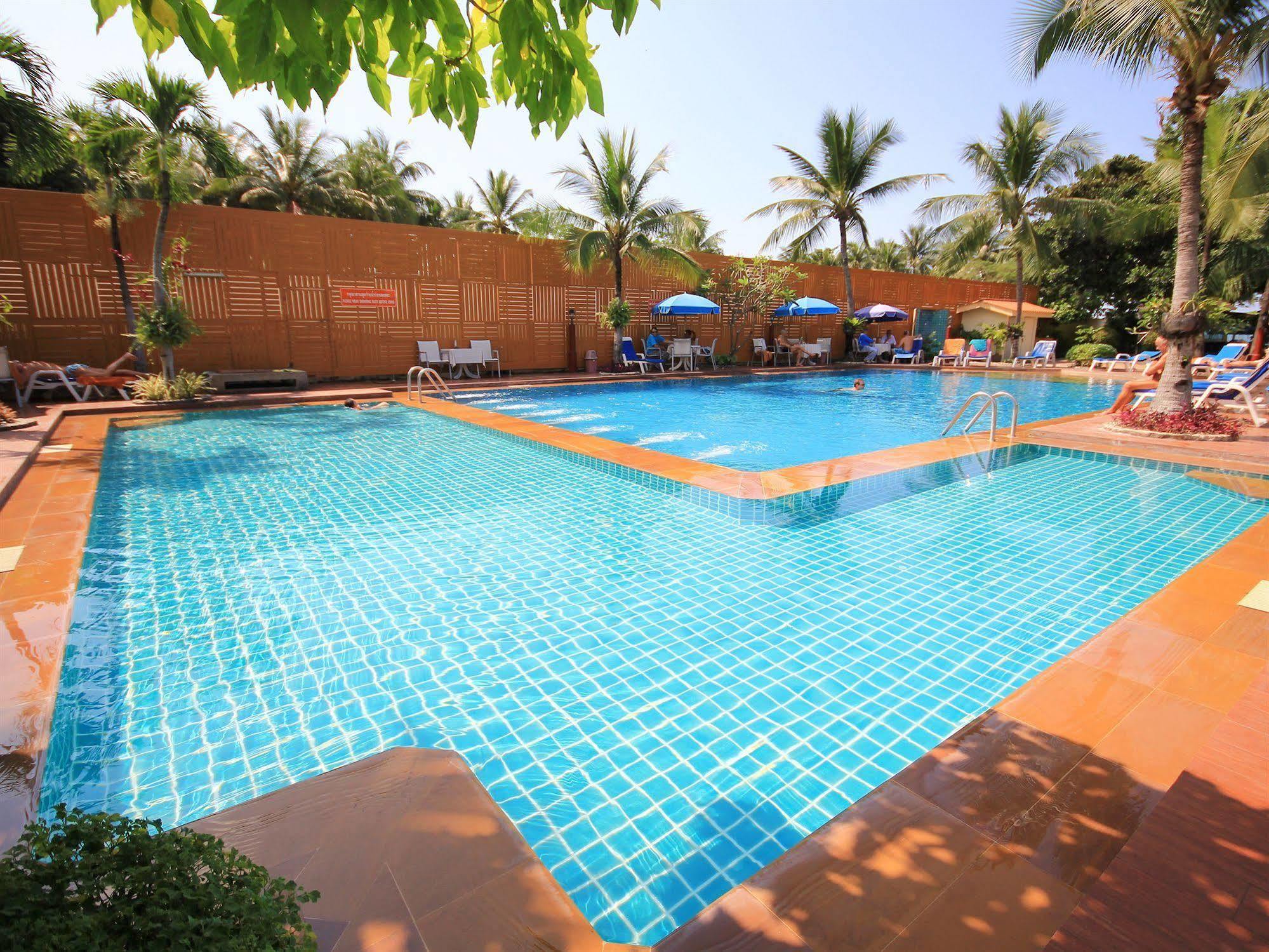 Twin Palms Pattaya, Sha Certified 3* Pattaya