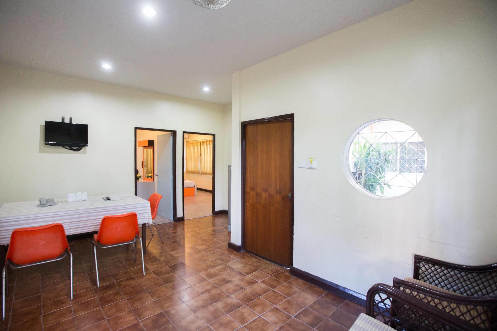 Hotel Twin Palms Pattaya, Sha Certified 3*